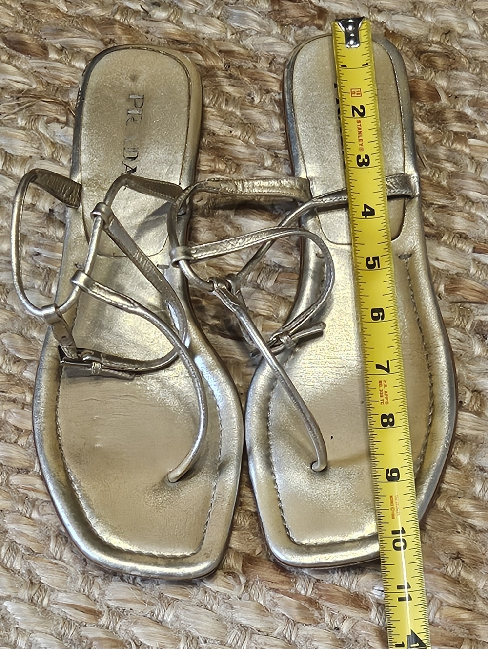 Prada Women's Metallic Gold Leather Thong Sandals - Sz 40 - Picture 4 of 5